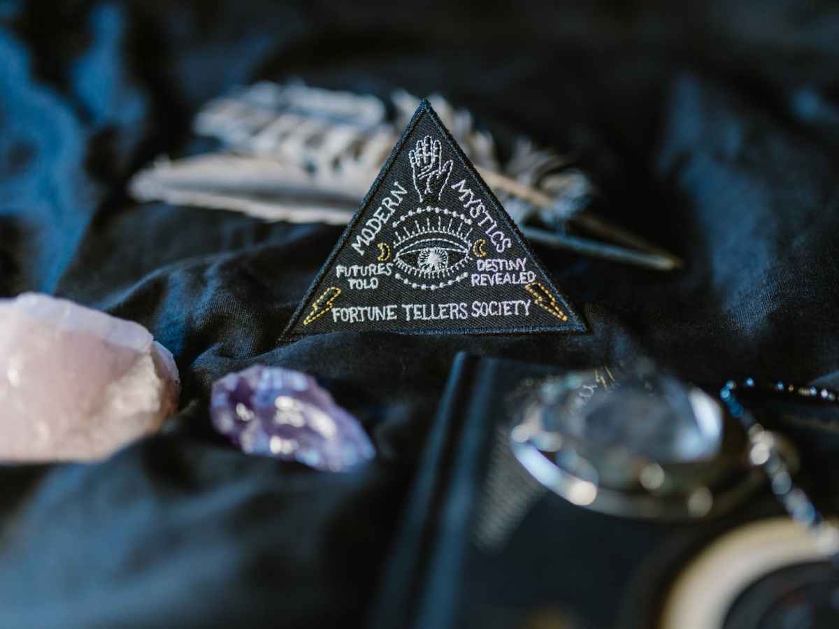 【西洋占星術】占い師兼経営コンサルタントがお伝えする、4/8～4/14の星回り